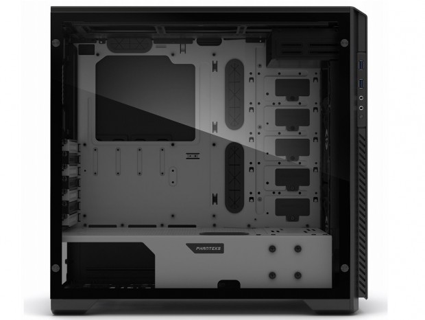 Phanteks「Enthoo Pro M」に、内装ホワイトの「Special Edition」登場