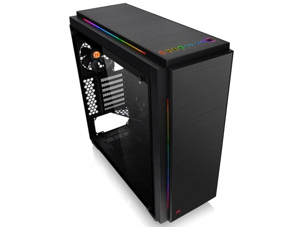 RGB対応イルミネーション制御スイッチ装備のミドルタワー、Thermaltake「Versa C23 RGB」