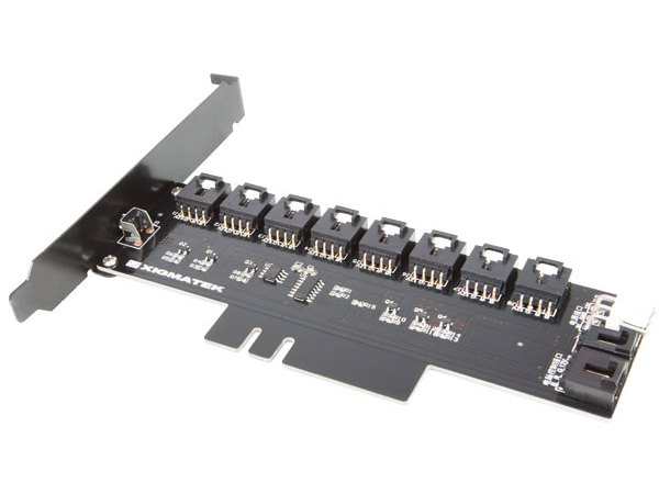8台のRGB LED機器を同期できるコントールハブ、XIGMATEK「SC RGB Controller」