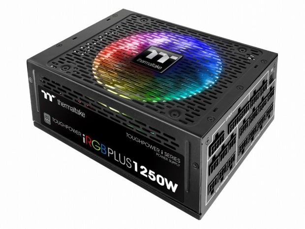 1,680万色RGB LED機能を搭載する80PLUS TITANIUM電源がThermaltakeから