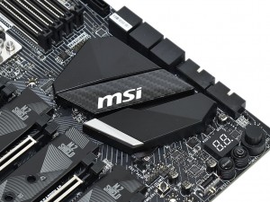 16コアのRyzen Threadripperを活かすゲーミング向けマザーボード「X399