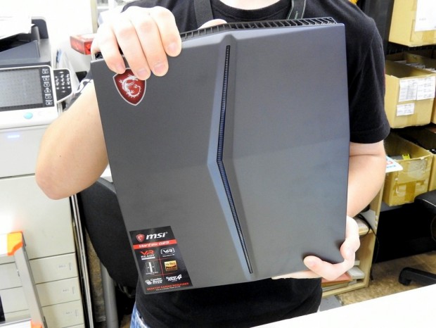 Coffee Lake第1弾。i7-8700搭載のスリムPC、MSI「Vortex G25」アキバに 