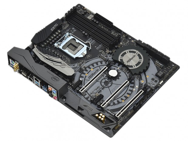 Coffee Lake世代の定番を狙う、ASRock「Z370 Taichi