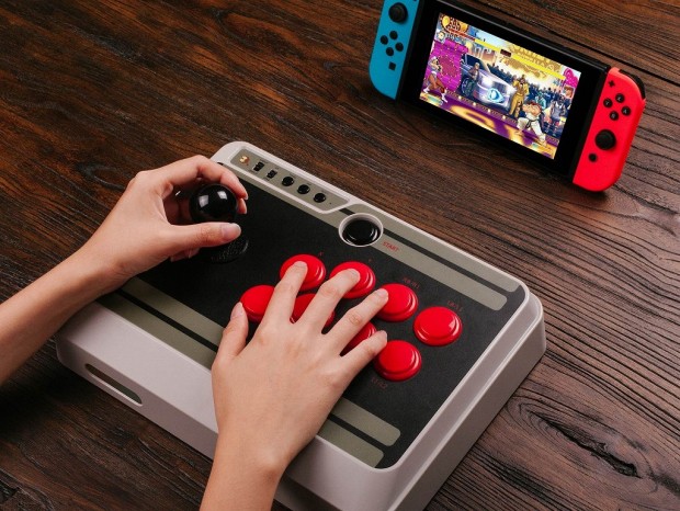 Nintendo Switchで遊べる、USB＆Bluetooth両対応のアーケードスティック「N30 ARCADE STICK」発売