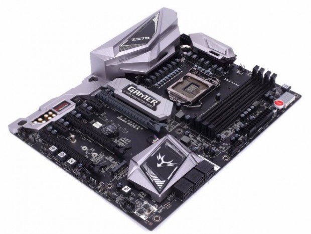 Colorful、1プッシュOC対応のCoffee Lakeマザーボード「iGame Z370 Vulcan X V20」