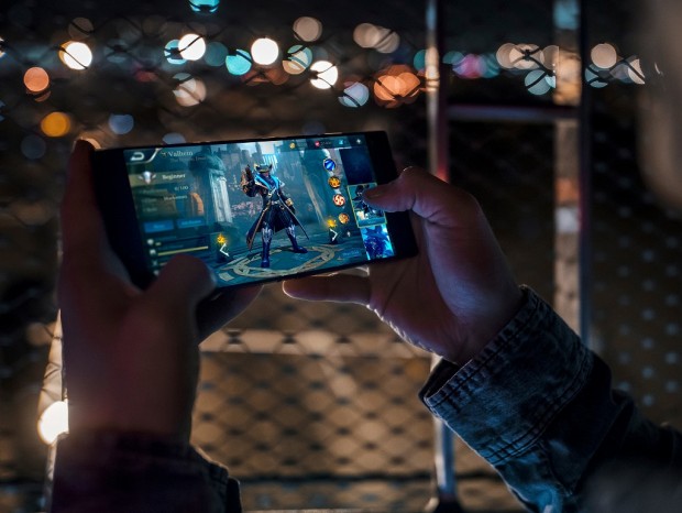 Razer_Phone_1024x768e