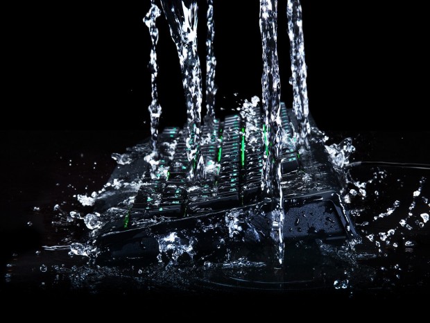 Razer、メカニカルキーボード初の防水・防塵モデル「BlackWidow Ultimate（2017）」を発売