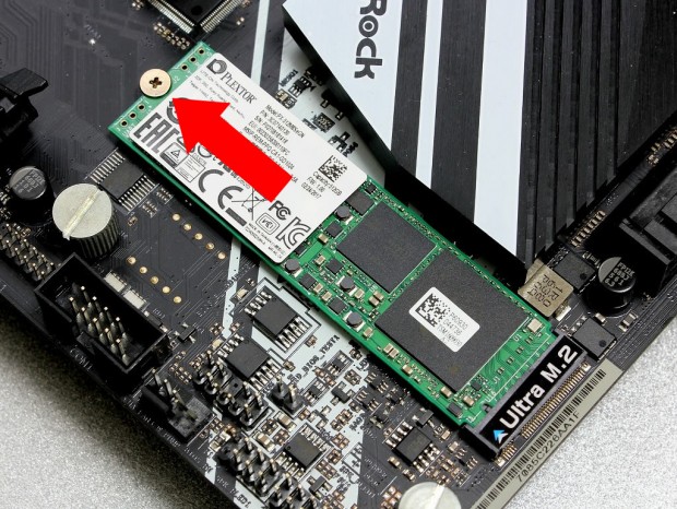 M.2 SSDを固定するネジがアイネックスから