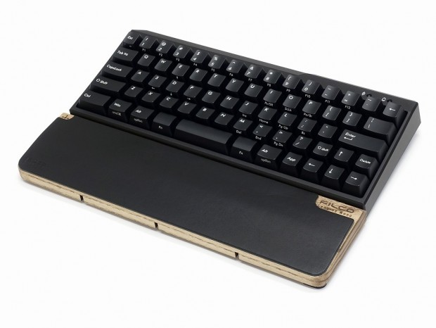 ダイヤテック、天然木と牛なめし革を組み合わせたパームレストを税込3,980円から発売