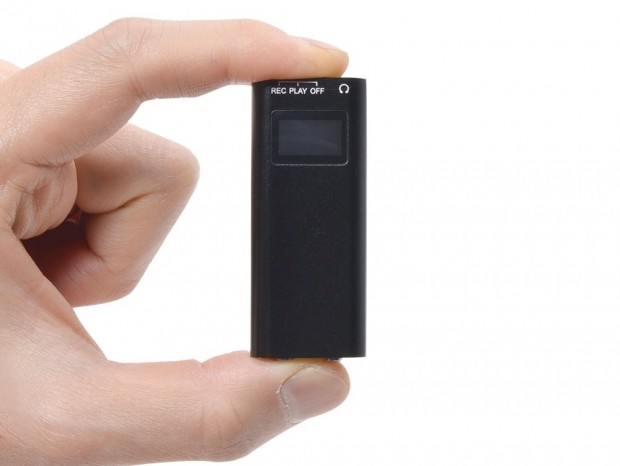 MP3プレーヤやUSBメモリにもなる、サンコー「指でつまめる液晶付きスーパーミニボイスレコーダー」