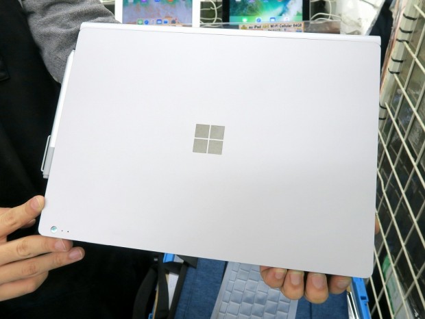 PCかつゲーム機でペンタブ!?すべてが極まった「Surface Book」に大