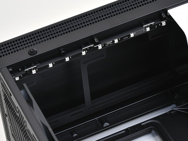 h700i_28_1024x768