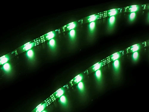 「AURA SYNC」対応、サイズオリジナルのRGBストリップ「RGB-ILLUMINACION」発売
