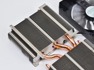 Palit_GTX1070Ti_26_1024x768