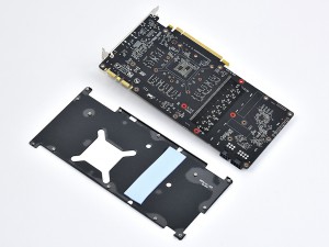 GeForce GTX 1070 Tiの性能を最大限引き出す、Palit「GeForce