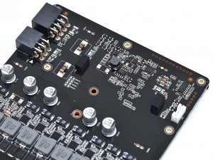 Palit_GTX1070Ti_37_1024x768