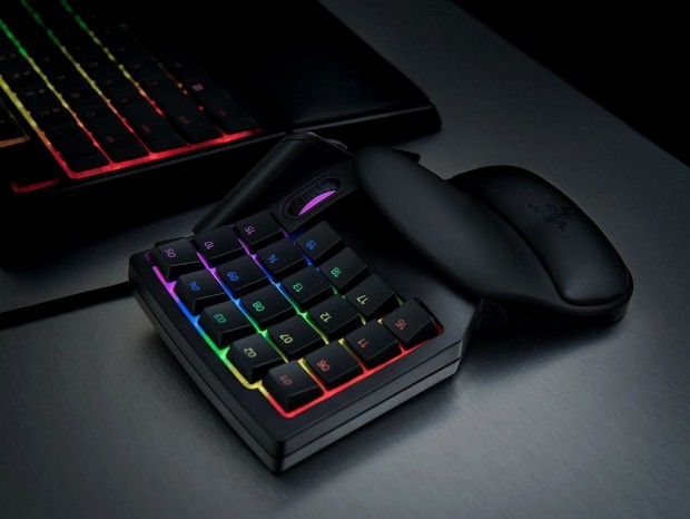 独自メカメンブレン採用の左手用RGBキーパッド、Razer「Tartarus V2」