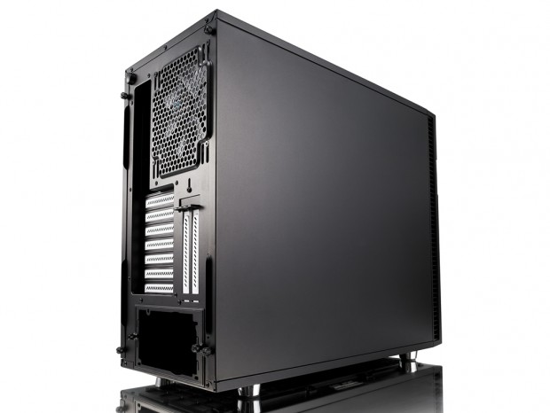 定番モデルの後継。Fractal Design「Define R6」発表