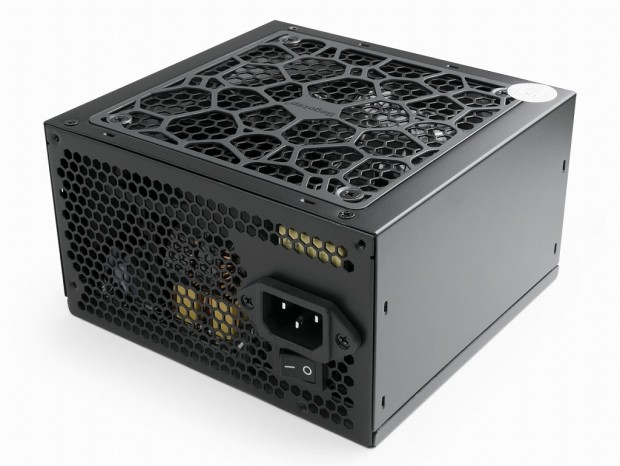 奥行を140mmに抑えた80PLUS TIANIUM電源、Segotep「GP600T Titanium」