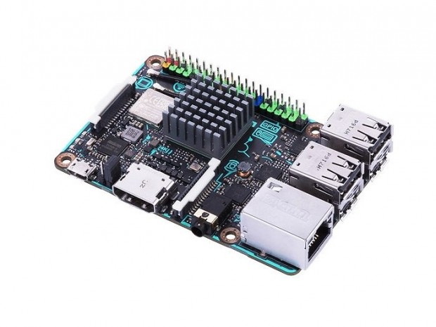 16GB eMMCを搭載するラズパイ対抗SBC、ASUS「Tinker Board S」