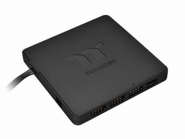 Thermaltake、LED搭載パーツを「Aura Sync」など各種イルミに対応させる「TT Sync Controller」