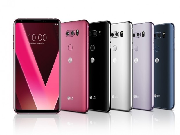 女性のハートをとらえる「LG V30」の“ラズベリーローズ”が大人気