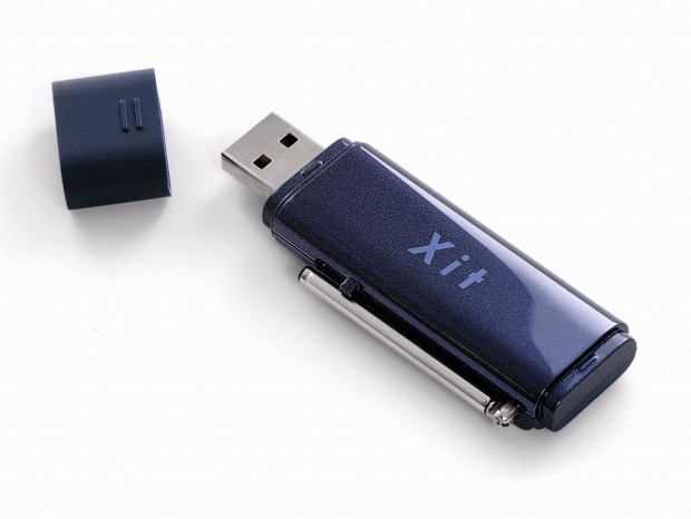 ピクセラ、モバイル向けフルセグチューナー「XIT-STK100」を来月発売