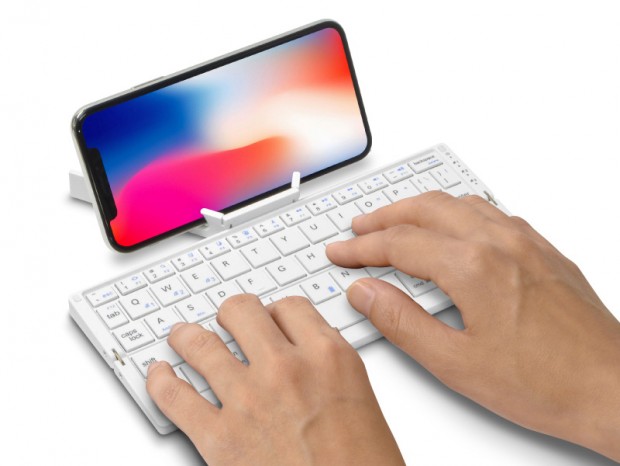 スティック状に折りたためる、携帯Bluetoothキーボード「Bookey Stick」がJTTから