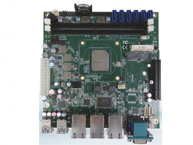 ギガビットLAN×6標準のAtom C3000搭載Mini-ITXマザー、Kontron「mITX-DNV」
