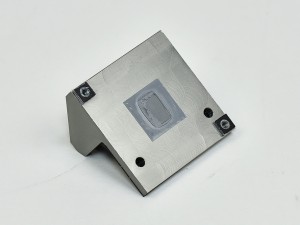 C7Z370-CG-IW_38_1024x768