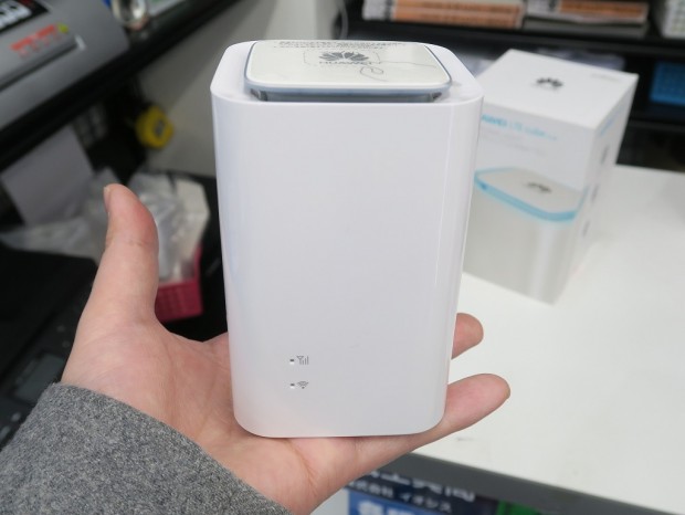 HUAWEI LTE CUBE E5180 SIMフリー WiFiルーター