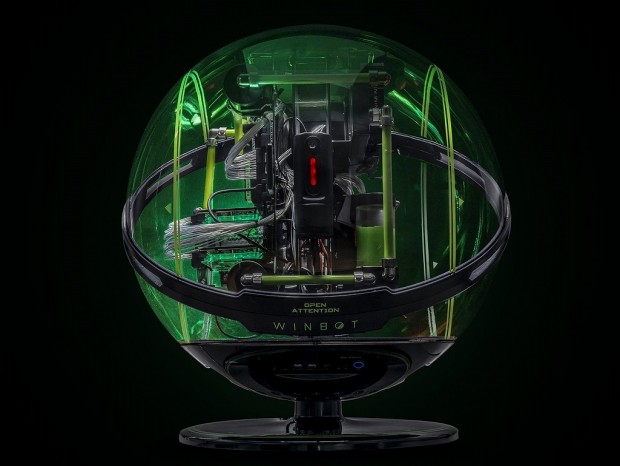 「COMPUTEX 2017」で話題を呼んだ超大型球体ケース、In Win「WINBOT」発売決定