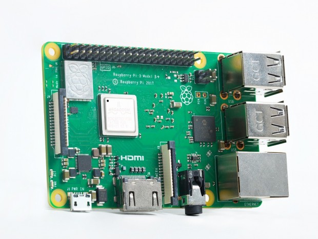 802.11ac無線LANやギガビットLAN対応の「Raspberry Pi 3 Model B+」国内発売開始