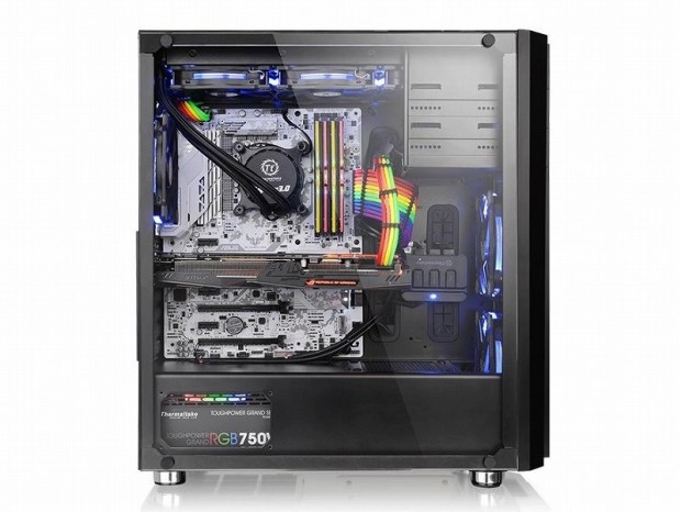 税抜6,480円の強化ガラスパネル採用ミドルタワー、Thermaltake「Versa H26 TG」