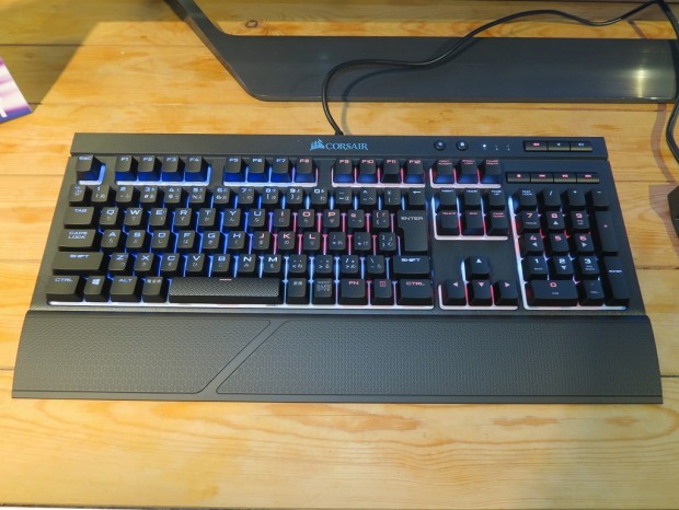 CORSAIR180411_1024x768k
