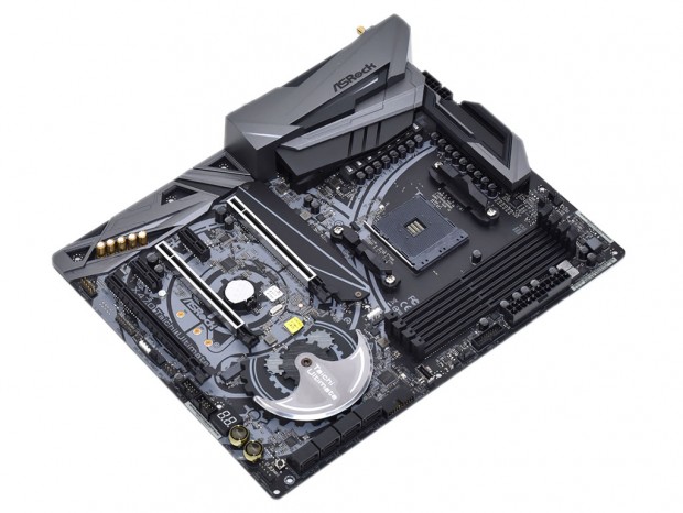 独自機能を刷新。第2世代Ryzen対応フラッグシップ、ASRock「X470