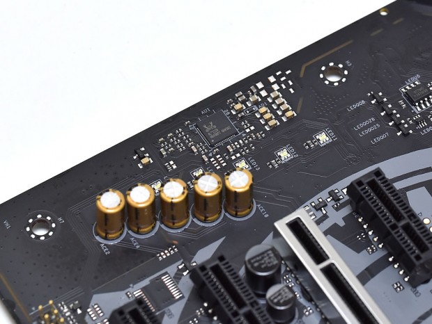 x470t_41_1024x768