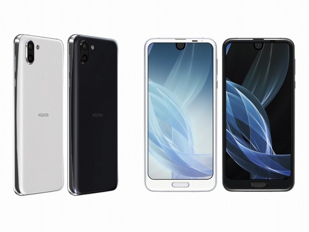 動画と静止画を同時撮影できる世界初のスマホ、シャープ「AQUOS R2」
