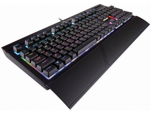 防水・防塵仕様のRGBメカニカルゲーミングキーボード、CORSAIR「K68 RGB」発売