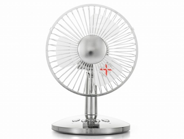3段階の風量調節や首振り、電池駆動対応のUSB扇風機がサンワダイレクトから