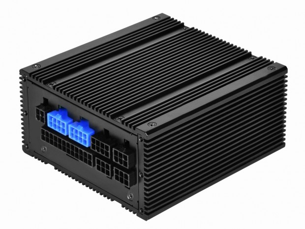 SilverStone、SFX-L規格初のファンレス電源ユニット「NJ450-SXL」