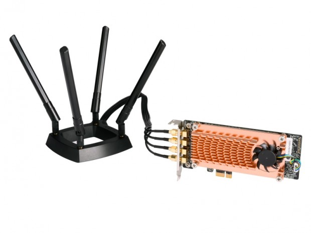 QNAP、4×4 MU-MIMO対応のPCIe（x1）接続ワイヤレスアダプタ「QWA-AC2600」