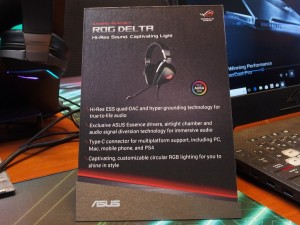 ROG_DELTA_1024x768e