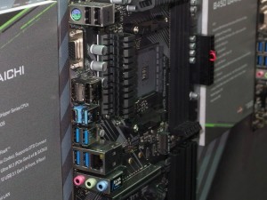 2018_comp0607_0_asrockMB_05