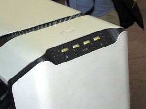 sl600m_1024x768e