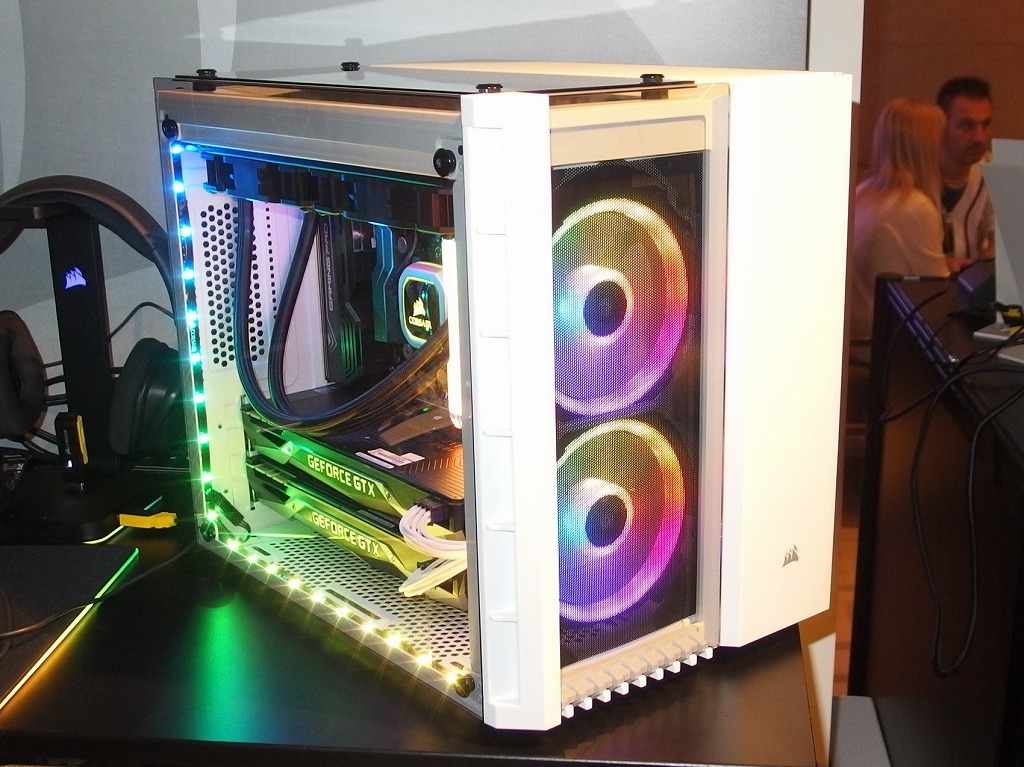 CORSAIR Crystal 280X PCケース　micro-ATX