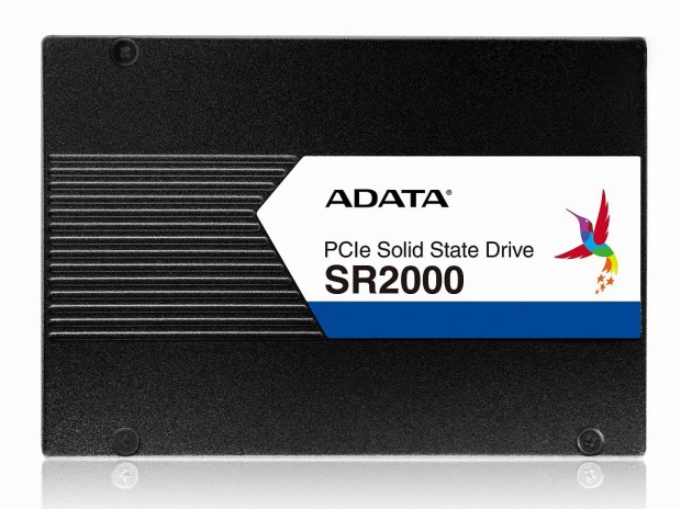 ランダム100万IOPSの3D eTLC NAND採用SSD、ADATA「SR2000」シリーズ