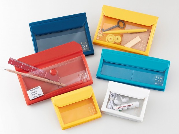 キングジム、カバンの中がキレイに片付くバッグインバッグ「フラッティ」の新サイズ発売