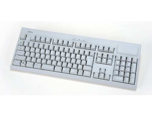 富士通、軽荷重ラバー採用のプレミアムキーボード「Libertouch」後継モデル8月発売