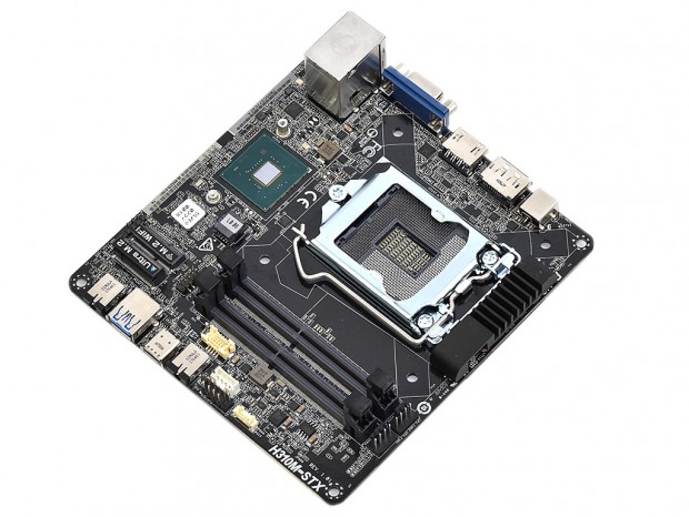 6コアCPU対応でパワフルに生まれ変わった超小型ベアボーンASRock